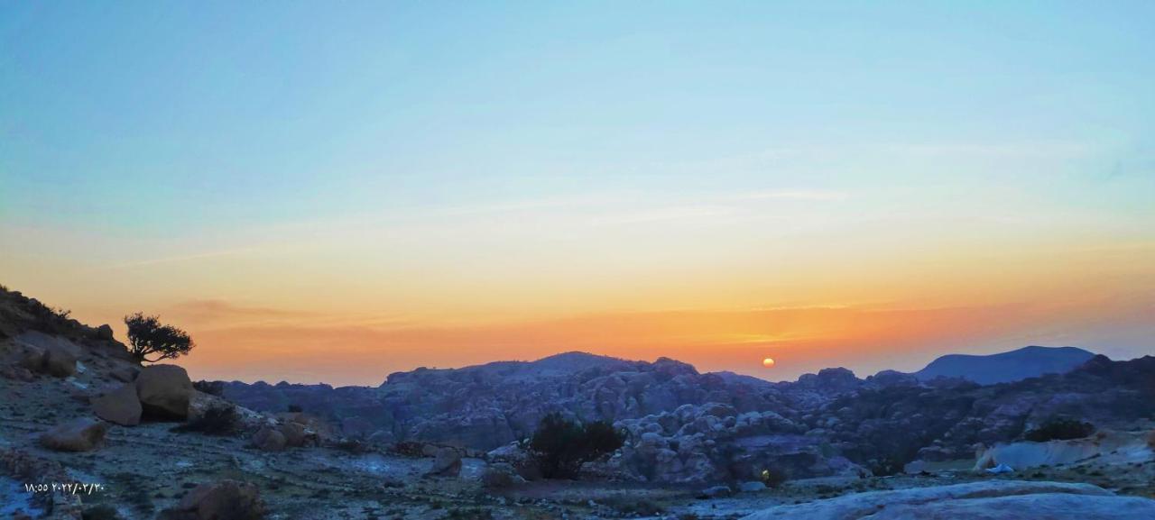 Petra Wassaif Camp Hotel Wadi Musa Bagian luar foto